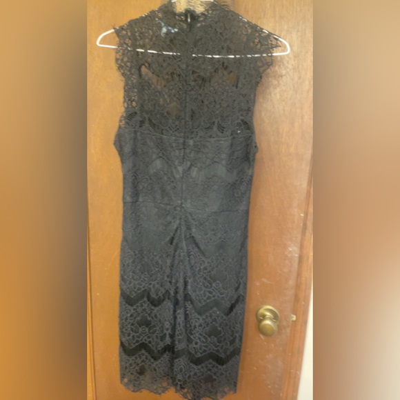 Cocktail dress - Picture 1 of 3